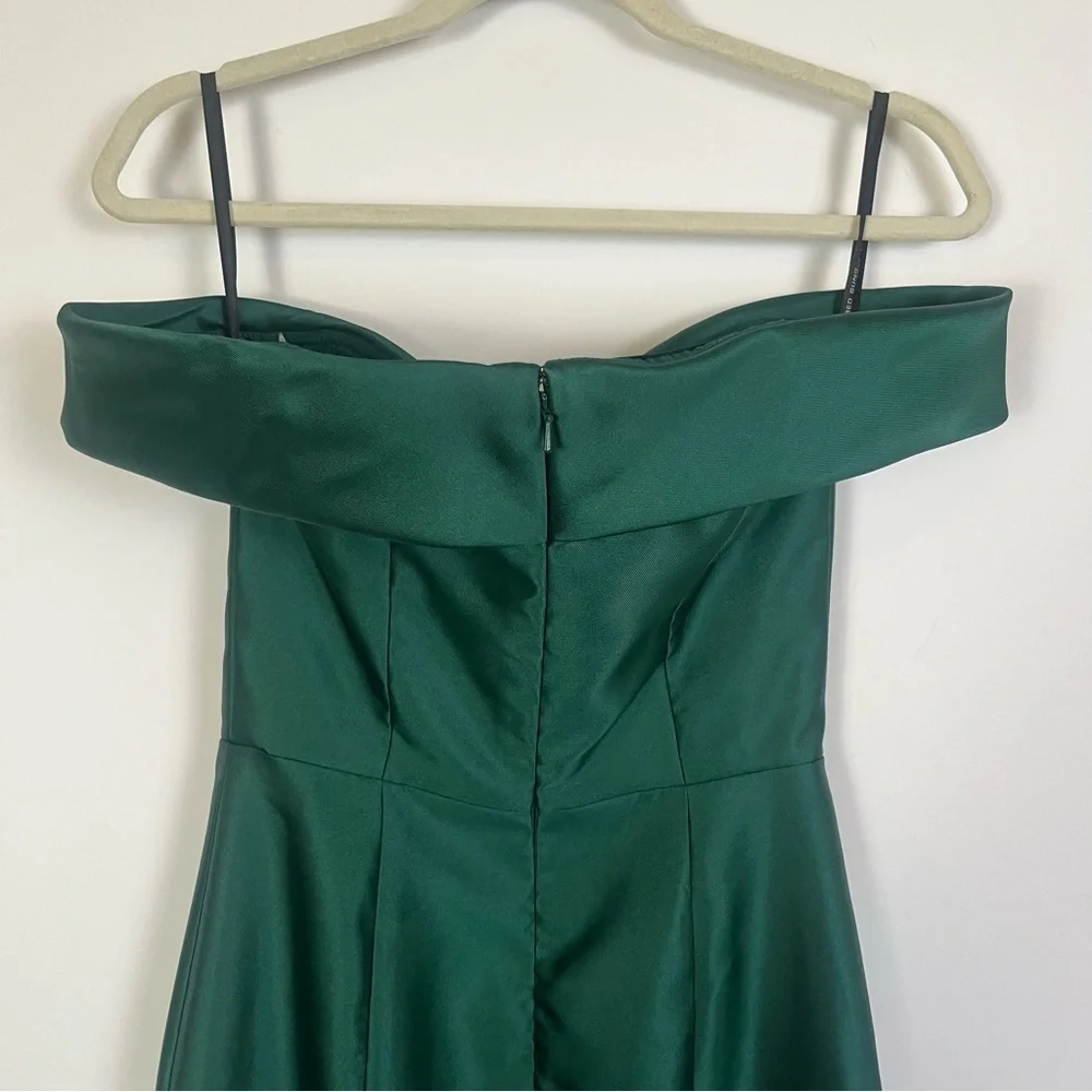 Dessy Collection- OFF-THE-SHOULDER CUFF TRUMPET GOWN WITH FRONT SLIT